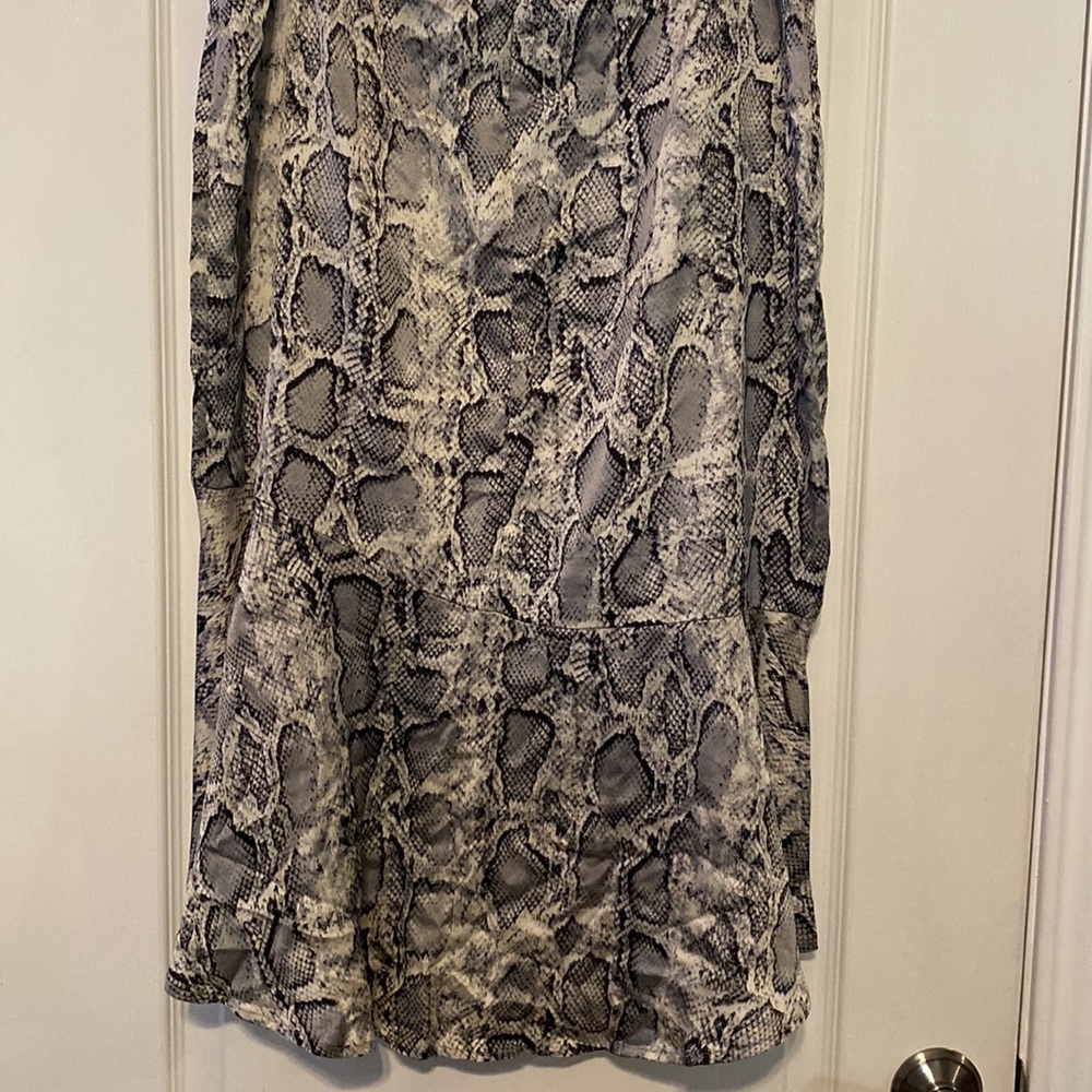 NWT - SNAKESKIN SKIRT - Picture 5 of 8